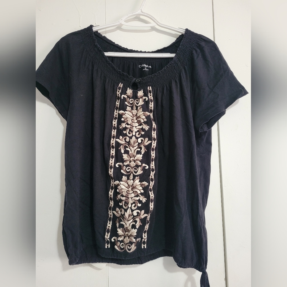Croft & Barrow Black Blouse with Cream Embroidery